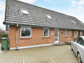 Calm Cottage in Jutland with Equipped Kitchen